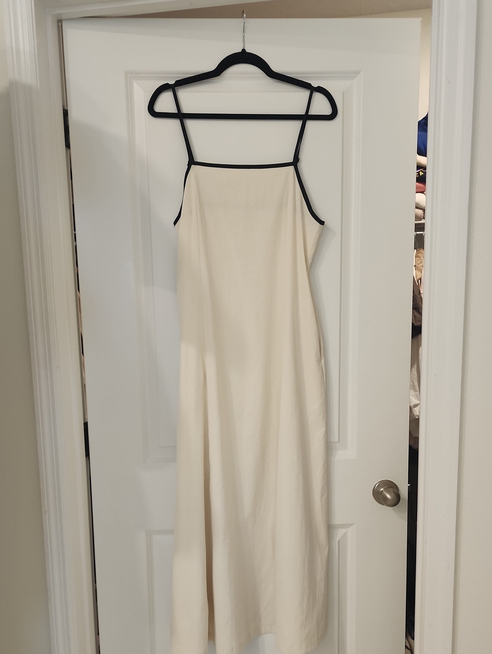Cream Maxi Dress With Pockets - Picture 2 of 4